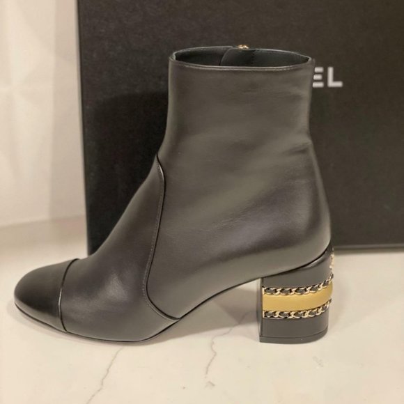 CHANEL 20B Lambskin Leather CC Logo Chain Metal Heels Ankle Booties Boots - Picture 1 of 12